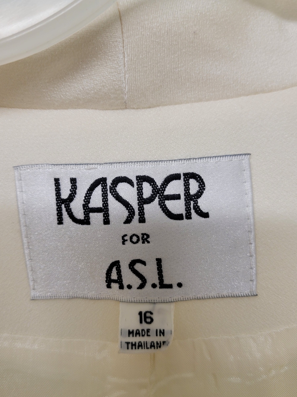 Kasper for A.S.L. Ivory 2 Piece Skirt Suit Size 16 Beaded Trim Career Formal - Picture 2 of 7